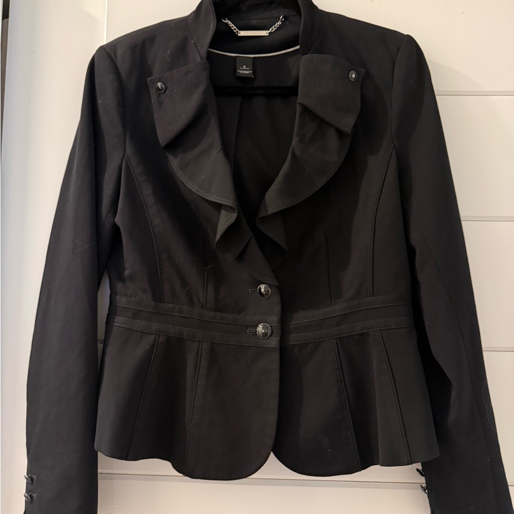 White House Black Market Black Ruffle-Trim Blazer Sz 6